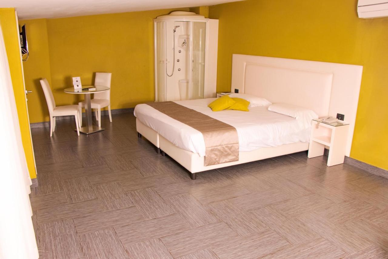 Hotel Masaniello Luxury Casoria Dış mekan fotoğraf